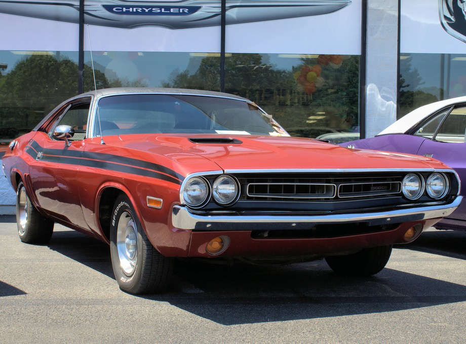 Titel: Dodge Challenger R/T coupe 2-door (1 generation) 6.3 V8 3MT (300hp) ...