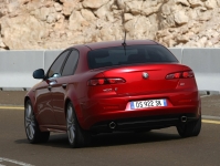 Alfa Romeo 159 Sedan (1 generation) 1.75 TBi MT (200 HP) foto, Alfa Romeo 159 Sedan (1 generation) 1.75 TBi MT (200 HP) fotos, Alfa Romeo 159 Sedan (1 generation) 1.75 TBi MT (200 HP) Bilder, Alfa Romeo 159 Sedan (1 generation) 1.75 TBi MT (200 HP) Bild