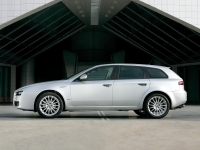 Alfa Romeo 159 Sportwagon estate (1 generation) 2.4 JTDM Q-Tronic (200 HP) foto, Alfa Romeo 159 Sportwagon estate (1 generation) 2.4 JTDM Q-Tronic (200 HP) fotos, Alfa Romeo 159 Sportwagon estate (1 generation) 2.4 JTDM Q-Tronic (200 HP) Bilder, Alfa Romeo 159 Sportwagon estate (1 generation) 2.4 JTDM Q-Tronic (200 HP) Bild