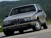 Alfa Romeo 75 Sedan (162B) 1.8 MT (120 hp) foto, Alfa Romeo 75 Sedan (162B) 1.8 MT (120 hp) fotos, Alfa Romeo 75 Sedan (162B) 1.8 MT (120 hp) Bilder, Alfa Romeo 75 Sedan (162B) 1.8 MT (120 hp) Bild