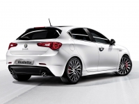 Alfa Romeo Giulietta Hatchback (940) 1.4 TB MT (120hp) Progression foto, Alfa Romeo Giulietta Hatchback (940) 1.4 TB MT (120hp) Progression fotos, Alfa Romeo Giulietta Hatchback (940) 1.4 TB MT (120hp) Progression Bilder, Alfa Romeo Giulietta Hatchback (940) 1.4 TB MT (120hp) Progression Bild