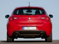 Alfa Romeo Giulietta Hatchback (940) 1.4 TB MT (120hp) Progression foto, Alfa Romeo Giulietta Hatchback (940) 1.4 TB MT (120hp) Progression fotos, Alfa Romeo Giulietta Hatchback (940) 1.4 TB MT (120hp) Progression Bilder, Alfa Romeo Giulietta Hatchback (940) 1.4 TB MT (120hp) Progression Bild