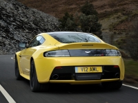 Aston Martin V12 Vantage S coupe 2-door (3 generation) 5.9 V12 AT (573 HP) foto, Aston Martin V12 Vantage S coupe 2-door (3 generation) 5.9 V12 AT (573 HP) fotos, Aston Martin V12 Vantage S coupe 2-door (3 generation) 5.9 V12 AT (573 HP) Bilder, Aston Martin V12 Vantage S coupe 2-door (3 generation) 5.9 V12 AT (573 HP) Bild