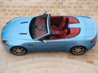 Aston Martin Vantage V8 Roadster 2-door (3 generation) 4.3 V8 MT (384hp) foto, Aston Martin Vantage V8 Roadster 2-door (3 generation) 4.3 V8 MT (384hp) fotos, Aston Martin Vantage V8 Roadster 2-door (3 generation) 4.3 V8 MT (384hp) Bilder, Aston Martin Vantage V8 Roadster 2-door (3 generation) 4.3 V8 MT (384hp) Bild