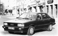 Audi 80 Sedan 4-door (B2) 1.3 MT (59 hp) foto, Audi 80 Sedan 4-door (B2) 1.3 MT (59 hp) fotos, Audi 80 Sedan 4-door (B2) 1.3 MT (59 hp) Bilder, Audi 80 Sedan 4-door (B2) 1.3 MT (59 hp) Bild