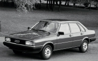 Audi 80 Sedan 4-door (B2) 1.3 MT (59 hp) foto, Audi 80 Sedan 4-door (B2) 1.3 MT (59 hp) fotos, Audi 80 Sedan 4-door (B2) 1.3 MT (59 hp) Bilder, Audi 80 Sedan 4-door (B2) 1.3 MT (59 hp) Bild