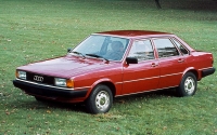 Audi 80 Sedan 4-door (B2) 1.6 TD MT (69 hp) foto, Audi 80 Sedan 4-door (B2) 1.6 TD MT (69 hp) fotos, Audi 80 Sedan 4-door (B2) 1.6 TD MT (69 hp) Bilder, Audi 80 Sedan 4-door (B2) 1.6 TD MT (69 hp) Bild