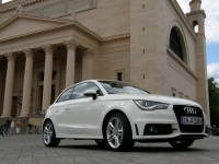 Audi A1 Hatchback 3-door (1 generation) 1.2 TFSI MT (86 HP) Ambition foto, Audi A1 Hatchback 3-door (1 generation) 1.2 TFSI MT (86 HP) Ambition fotos, Audi A1 Hatchback 3-door (1 generation) 1.2 TFSI MT (86 HP) Ambition Bilder, Audi A1 Hatchback 3-door (1 generation) 1.2 TFSI MT (86 HP) Ambition Bild