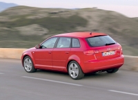 Audi A3 Sportback hatchback 5-door. (8P/8PA) 1.4 TFSI S-tronic (125 HP, '08) foto, Audi A3 Sportback hatchback 5-door. (8P/8PA) 1.4 TFSI S-tronic (125 HP, '08) fotos, Audi A3 Sportback hatchback 5-door. (8P/8PA) 1.4 TFSI S-tronic (125 HP, '08) Bilder, Audi A3 Sportback hatchback 5-door. (8P/8PA) 1.4 TFSI S-tronic (125 HP, '08) Bild