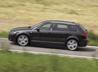 Audi A3 Sportback hatchback 5-door. (8P/8PA) 2.0 TDI Dpf MT (140 HP '06/2) foto, Audi A3 Sportback hatchback 5-door. (8P/8PA) 2.0 TDI Dpf MT (140 HP '06/2) fotos, Audi A3 Sportback hatchback 5-door. (8P/8PA) 2.0 TDI Dpf MT (140 HP '06/2) Bilder, Audi A3 Sportback hatchback 5-door. (8P/8PA) 2.0 TDI Dpf MT (140 HP '06/2) Bild