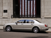 Bentley Continental Flying Spur Sedan 4-door (2 generation) AT 6.0 (560 HP) foto, Bentley Continental Flying Spur Sedan 4-door (2 generation) AT 6.0 (560 HP) fotos, Bentley Continental Flying Spur Sedan 4-door (2 generation) AT 6.0 (560 HP) Bilder, Bentley Continental Flying Spur Sedan 4-door (2 generation) AT 6.0 (560 HP) Bild