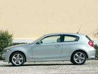 BMW 1 series Hatchback 3-door (E81/E82/E87/E88) 116i AT (122 HP '07) foto, BMW 1 series Hatchback 3-door (E81/E82/E87/E88) 116i AT (122 HP '07) fotos, BMW 1 series Hatchback 3-door (E81/E82/E87/E88) 116i AT (122 HP '07) Bilder, BMW 1 series Hatchback 3-door (E81/E82/E87/E88) 116i AT (122 HP '07) Bild