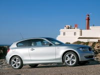 BMW 1 series Hatchback 3-door (E81/E82/E87/E88) 116i AT (122hp '09) foto, BMW 1 series Hatchback 3-door (E81/E82/E87/E88) 116i AT (122hp '09) fotos, BMW 1 series Hatchback 3-door (E81/E82/E87/E88) 116i AT (122hp '09) Bilder, BMW 1 series Hatchback 3-door (E81/E82/E87/E88) 116i AT (122hp '09) Bild