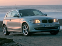 BMW 1 series Hatchback 3-door (E81/E82/E87/E88) 118d AT (143 HP '07) foto, BMW 1 series Hatchback 3-door (E81/E82/E87/E88) 118d AT (143 HP '07) fotos, BMW 1 series Hatchback 3-door (E81/E82/E87/E88) 118d AT (143 HP '07) Bilder, BMW 1 series Hatchback 3-door (E81/E82/E87/E88) 118d AT (143 HP '07) Bild