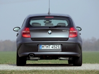 BMW 1 series Hatchback 5-door. (E81/E82/E87/E88) 116d MT (115hp) foto, BMW 1 series Hatchback 5-door. (E81/E82/E87/E88) 116d MT (115hp) fotos, BMW 1 series Hatchback 5-door. (E81/E82/E87/E88) 116d MT (115hp) Bilder, BMW 1 series Hatchback 5-door. (E81/E82/E87/E88) 116d MT (115hp) Bild