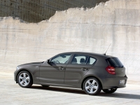 BMW 1 series Hatchback 5-door. (E81/E82/E87/E88) 116i AT (122 HP, '09) foto, BMW 1 series Hatchback 5-door. (E81/E82/E87/E88) 116i AT (122 HP, '09) fotos, BMW 1 series Hatchback 5-door. (E81/E82/E87/E88) 116i AT (122 HP, '09) Bilder, BMW 1 series Hatchback 5-door. (E81/E82/E87/E88) 116i AT (122 HP, '09) Bild