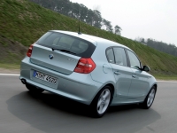 BMW 1 series Hatchback 5-door. (E81/E82/E87/E88) 116i AT (122hp '07) foto, BMW 1 series Hatchback 5-door. (E81/E82/E87/E88) 116i AT (122hp '07) fotos, BMW 1 series Hatchback 5-door. (E81/E82/E87/E88) 116i AT (122hp '07) Bilder, BMW 1 series Hatchback 5-door. (E81/E82/E87/E88) 116i AT (122hp '07) Bild