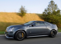 Cadillac CTS CTS-V coupe 2-door (2 generation) AT 6.2 (556hp) foto, Cadillac CTS CTS-V coupe 2-door (2 generation) AT 6.2 (556hp) fotos, Cadillac CTS CTS-V coupe 2-door (2 generation) AT 6.2 (556hp) Bilder, Cadillac CTS CTS-V coupe 2-door (2 generation) AT 6.2 (556hp) Bild