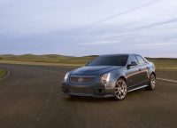 Cadillac CTS CTS-V sedan 4-door (2 generation) AT 6.2 (556hp) foto, Cadillac CTS CTS-V sedan 4-door (2 generation) AT 6.2 (556hp) fotos, Cadillac CTS CTS-V sedan 4-door (2 generation) AT 6.2 (556hp) Bilder, Cadillac CTS CTS-V sedan 4-door (2 generation) AT 6.2 (556hp) Bild