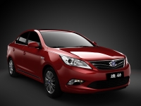 Changan Eado Saloon (1 generation) 1.6 AT Luxe foto, Changan Eado Saloon (1 generation) 1.6 AT Luxe fotos, Changan Eado Saloon (1 generation) 1.6 AT Luxe Bilder, Changan Eado Saloon (1 generation) 1.6 AT Luxe Bild