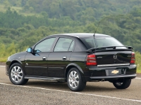 Chevrolet Astra SS hatchback (2 generation) 2.0 Flexfuel MT (121hp) foto, Chevrolet Astra SS hatchback (2 generation) 2.0 Flexfuel MT (121hp) fotos, Chevrolet Astra SS hatchback (2 generation) 2.0 Flexfuel MT (121hp) Bilder, Chevrolet Astra SS hatchback (2 generation) 2.0 Flexfuel MT (121hp) Bild