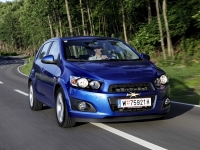 Chevrolet Aveo Hatchback (T300) 1.6 AT (115 HP) LT (2012) foto, Chevrolet Aveo Hatchback (T300) 1.6 AT (115 HP) LT (2012) fotos, Chevrolet Aveo Hatchback (T300) 1.6 AT (115 HP) LT (2012) Bilder, Chevrolet Aveo Hatchback (T300) 1.6 AT (115 HP) LT (2012) Bild