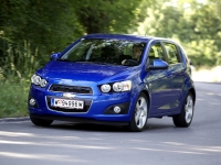 Chevrolet Aveo Hatchback (T300) 1.6 AT (115 HP) LT (2012) foto, Chevrolet Aveo Hatchback (T300) 1.6 AT (115 HP) LT (2012) fotos, Chevrolet Aveo Hatchback (T300) 1.6 AT (115 HP) LT (2012) Bilder, Chevrolet Aveo Hatchback (T300) 1.6 AT (115 HP) LT (2012) Bild