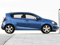 Chevrolet Aveo Hatchback (T300) 1.6 AT (115 HP) LT (2012) foto, Chevrolet Aveo Hatchback (T300) 1.6 AT (115 HP) LT (2012) fotos, Chevrolet Aveo Hatchback (T300) 1.6 AT (115 HP) LT (2012) Bilder, Chevrolet Aveo Hatchback (T300) 1.6 AT (115 HP) LT (2012) Bild