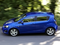 Chevrolet Aveo Hatchback (T300) 1.6 AT (115 HP) LT (2012) foto, Chevrolet Aveo Hatchback (T300) 1.6 AT (115 HP) LT (2012) fotos, Chevrolet Aveo Hatchback (T300) 1.6 AT (115 HP) LT (2012) Bilder, Chevrolet Aveo Hatchback (T300) 1.6 AT (115 HP) LT (2012) Bild