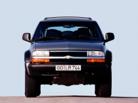 Chevrolet Blazer SUV 3-door (4 generation) 4.3 AT (190hp) foto, Chevrolet Blazer SUV 3-door (4 generation) 4.3 AT (190hp) fotos, Chevrolet Blazer SUV 3-door (4 generation) 4.3 AT (190hp) Bilder, Chevrolet Blazer SUV 3-door (4 generation) 4.3 AT (190hp) Bild