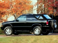 Chevrolet Blazer SUV 3-door (4 generation) 4.3 MT (190hp) foto, Chevrolet Blazer SUV 3-door (4 generation) 4.3 MT (190hp) fotos, Chevrolet Blazer SUV 3-door (4 generation) 4.3 MT (190hp) Bilder, Chevrolet Blazer SUV 3-door (4 generation) 4.3 MT (190hp) Bild