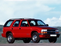Chevrolet Blazer SUV 5-door (4 generation) 2.2 MT (114 HP) foto, Chevrolet Blazer SUV 5-door (4 generation) 2.2 MT (114 HP) fotos, Chevrolet Blazer SUV 5-door (4 generation) 2.2 MT (114 HP) Bilder, Chevrolet Blazer SUV 5-door (4 generation) 2.2 MT (114 HP) Bild