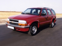 Chevrolet Blazer SUV 5-door (4 generation) 2.2 MT (137 HP) foto, Chevrolet Blazer SUV 5-door (4 generation) 2.2 MT (137 HP) fotos, Chevrolet Blazer SUV 5-door (4 generation) 2.2 MT (137 HP) Bilder, Chevrolet Blazer SUV 5-door (4 generation) 2.2 MT (137 HP) Bild