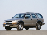 Chevrolet Blazer SUV 5-door (4 generation) 2.2 MT (137 HP) foto, Chevrolet Blazer SUV 5-door (4 generation) 2.2 MT (137 HP) fotos, Chevrolet Blazer SUV 5-door (4 generation) 2.2 MT (137 HP) Bilder, Chevrolet Blazer SUV 5-door (4 generation) 2.2 MT (137 HP) Bild