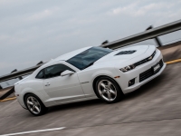 Chevrolet Camaro Coupe (5th generation) 3.6 V6 AT (328 HP) 2LT foto, Chevrolet Camaro Coupe (5th generation) 3.6 V6 AT (328 HP) 2LT fotos, Chevrolet Camaro Coupe (5th generation) 3.6 V6 AT (328 HP) 2LT Bilder, Chevrolet Camaro Coupe (5th generation) 3.6 V6 AT (328 HP) 2LT Bild