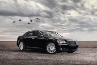 Chrysler 300C Sedan 4-door (2 generation) 3.0 D AT (239 hp) foto, Chrysler 300C Sedan 4-door (2 generation) 3.0 D AT (239 hp) fotos, Chrysler 300C Sedan 4-door (2 generation) 3.0 D AT (239 hp) Bilder, Chrysler 300C Sedan 4-door (2 generation) 3.0 D AT (239 hp) Bild