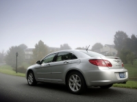 Chrysler Sebring Sedan (3 generation) 2.0 AT (156hp) foto, Chrysler Sebring Sedan (3 generation) 2.0 AT (156hp) fotos, Chrysler Sebring Sedan (3 generation) 2.0 AT (156hp) Bilder, Chrysler Sebring Sedan (3 generation) 2.0 AT (156hp) Bild