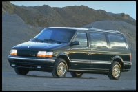 Chrysler Town and Country Minivan (2 generation) AT 3.3 (150 hp) Technische Daten, Chrysler Town and Country Minivan (2 generation) AT 3.3 (150 hp) Daten, Chrysler Town and Country Minivan (2 generation) AT 3.3 (150 hp) Funktionen, Chrysler Town and Country Minivan (2 generation) AT 3.3 (150 hp) Bewertung, Chrysler Town and Country Minivan (2 generation) AT 3.3 (150 hp) kaufen, Chrysler Town and Country Minivan (2 generation) AT 3.3 (150 hp) Preis, Chrysler Town and Country Minivan (2 generation) AT 3.3 (150 hp) Autos