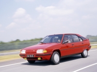 Citroen BX GT hatchback (1 generation) 1.9 GTi MT (122hp) foto, Citroen BX GT hatchback (1 generation) 1.9 GTi MT (122hp) fotos, Citroen BX GT hatchback (1 generation) 1.9 GTi MT (122hp) Bilder, Citroen BX GT hatchback (1 generation) 1.9 GTi MT (122hp) Bild