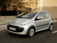 Citroen C1 Hatchback 5-door. (1 generation) 1.4 HDi AT (54hp) foto, Citroen C1 Hatchback 5-door. (1 generation) 1.4 HDi AT (54hp) fotos, Citroen C1 Hatchback 5-door. (1 generation) 1.4 HDi AT (54hp) Bilder, Citroen C1 Hatchback 5-door. (1 generation) 1.4 HDi AT (54hp) Bild