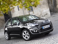 Citroen C3 Hatchback (2 generation) 1.2 MT (82 HP) Tendance foto, Citroen C3 Hatchback (2 generation) 1.2 MT (82 HP) Tendance fotos, Citroen C3 Hatchback (2 generation) 1.2 MT (82 HP) Tendance Bilder, Citroen C3 Hatchback (2 generation) 1.2 MT (82 HP) Tendance Bild