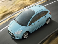 Citroen C3 Hatchback (2 generation) 1.2 MT (82 HP) Tendance foto, Citroen C3 Hatchback (2 generation) 1.2 MT (82 HP) Tendance fotos, Citroen C3 Hatchback (2 generation) 1.2 MT (82 HP) Tendance Bilder, Citroen C3 Hatchback (2 generation) 1.2 MT (82 HP) Tendance Bild