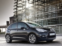 Citroen C3 Hatchback (2 generation) 1.2 MT (82 HP) Tendance foto, Citroen C3 Hatchback (2 generation) 1.2 MT (82 HP) Tendance fotos, Citroen C3 Hatchback (2 generation) 1.2 MT (82 HP) Tendance Bilder, Citroen C3 Hatchback (2 generation) 1.2 MT (82 HP) Tendance Bild