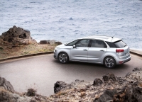 Citroen C4 Picasso MPV 5-door (2 generation) 1.6 e-HDi AT foto, Citroen C4 Picasso MPV 5-door (2 generation) 1.6 e-HDi AT fotos, Citroen C4 Picasso MPV 5-door (2 generation) 1.6 e-HDi AT Bilder, Citroen C4 Picasso MPV 5-door (2 generation) 1.6 e-HDi AT Bild