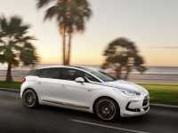 Citroen DS5 Hatchback (1 generation) 1.6 MT e-HD (112hp) foto, Citroen DS5 Hatchback (1 generation) 1.6 MT e-HD (112hp) fotos, Citroen DS5 Hatchback (1 generation) 1.6 MT e-HD (112hp) Bilder, Citroen DS5 Hatchback (1 generation) 1.6 MT e-HD (112hp) Bild