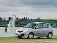 Daihatsu Storia Hatchback (1 generation) 1.3 AT AWD (90hp) Technische Daten, Daihatsu Storia Hatchback (1 generation) 1.3 AT AWD (90hp) Daten, Daihatsu Storia Hatchback (1 generation) 1.3 AT AWD (90hp) Funktionen, Daihatsu Storia Hatchback (1 generation) 1.3 AT AWD (90hp) Bewertung, Daihatsu Storia Hatchback (1 generation) 1.3 AT AWD (90hp) kaufen, Daihatsu Storia Hatchback (1 generation) 1.3 AT AWD (90hp) Preis, Daihatsu Storia Hatchback (1 generation) 1.3 AT AWD (90hp) Autos