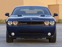 Dodge Challenger Coupe 2-door (3 generation) 6.1 V8 AT SRT8 (431hp) foto, Dodge Challenger Coupe 2-door (3 generation) 6.1 V8 AT SRT8 (431hp) fotos, Dodge Challenger Coupe 2-door (3 generation) 6.1 V8 AT SRT8 (431hp) Bilder, Dodge Challenger Coupe 2-door (3 generation) 6.1 V8 AT SRT8 (431hp) Bild