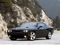 Dodge Challenger Coupe 2-door (3 generation) 6.1 V8 AT SRT8 (431hp) foto, Dodge Challenger Coupe 2-door (3 generation) 6.1 V8 AT SRT8 (431hp) fotos, Dodge Challenger Coupe 2-door (3 generation) 6.1 V8 AT SRT8 (431hp) Bilder, Dodge Challenger Coupe 2-door (3 generation) 6.1 V8 AT SRT8 (431hp) Bild