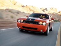 Dodge Challenger Coupe 2-door (3 generation) 6.1 V8 AT SRT8 (431hp) foto, Dodge Challenger Coupe 2-door (3 generation) 6.1 V8 AT SRT8 (431hp) fotos, Dodge Challenger Coupe 2-door (3 generation) 6.1 V8 AT SRT8 (431hp) Bilder, Dodge Challenger Coupe 2-door (3 generation) 6.1 V8 AT SRT8 (431hp) Bild