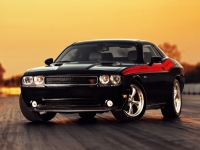 Dodge Challenger Coupe 2-door (3 generation) 6.1 V8 AT SRT8 (431hp) foto, Dodge Challenger Coupe 2-door (3 generation) 6.1 V8 AT SRT8 (431hp) fotos, Dodge Challenger Coupe 2-door (3 generation) 6.1 V8 AT SRT8 (431hp) Bilder, Dodge Challenger Coupe 2-door (3 generation) 6.1 V8 AT SRT8 (431hp) Bild